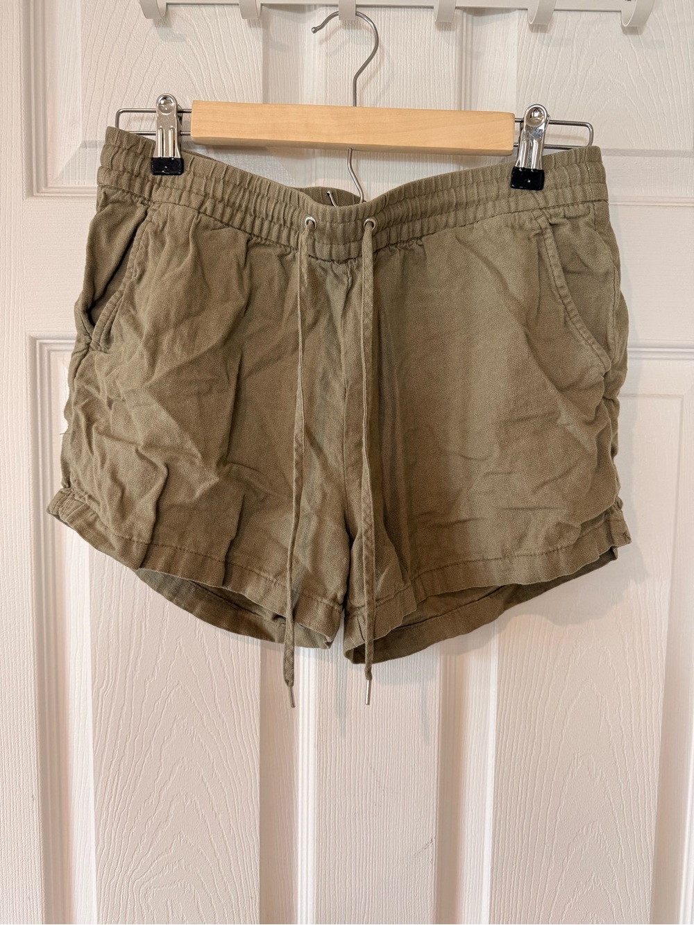 H&M Olive Green Drawstring Casual Athletic Shorts